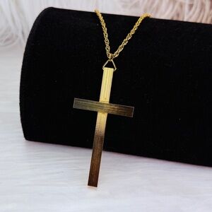 Vintage Goldtone Large Religious Cross Pendant Necklace